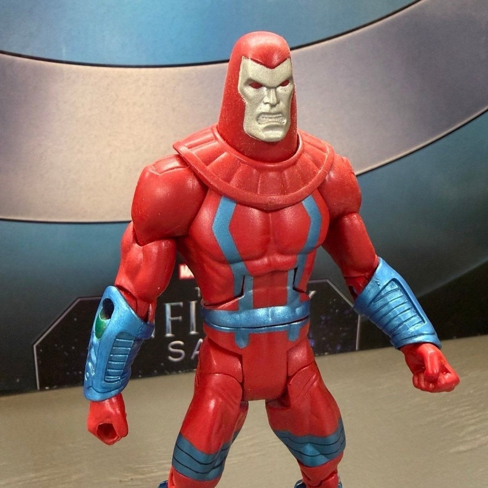 Mattel DC Universe - Manhunter Robot (Arkillo)